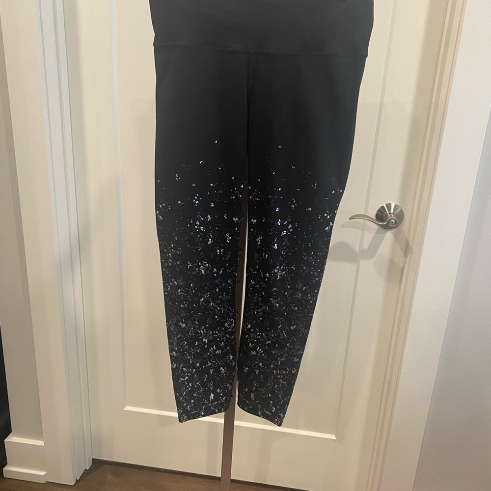 Lululemon Speed Wunder Under 23” Black Silver Lunar New Year Crop Legging 6